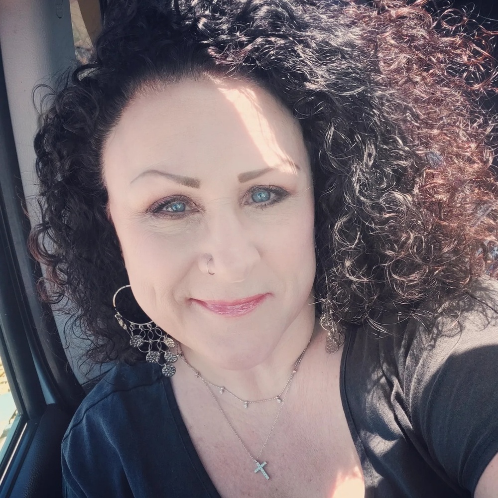 Meet your Posher, Andrea